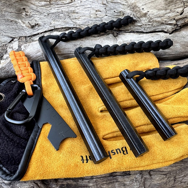 طقم إشعال نار مدمج من بير غريل - مراجعة Ferro Rod Striker وسعره