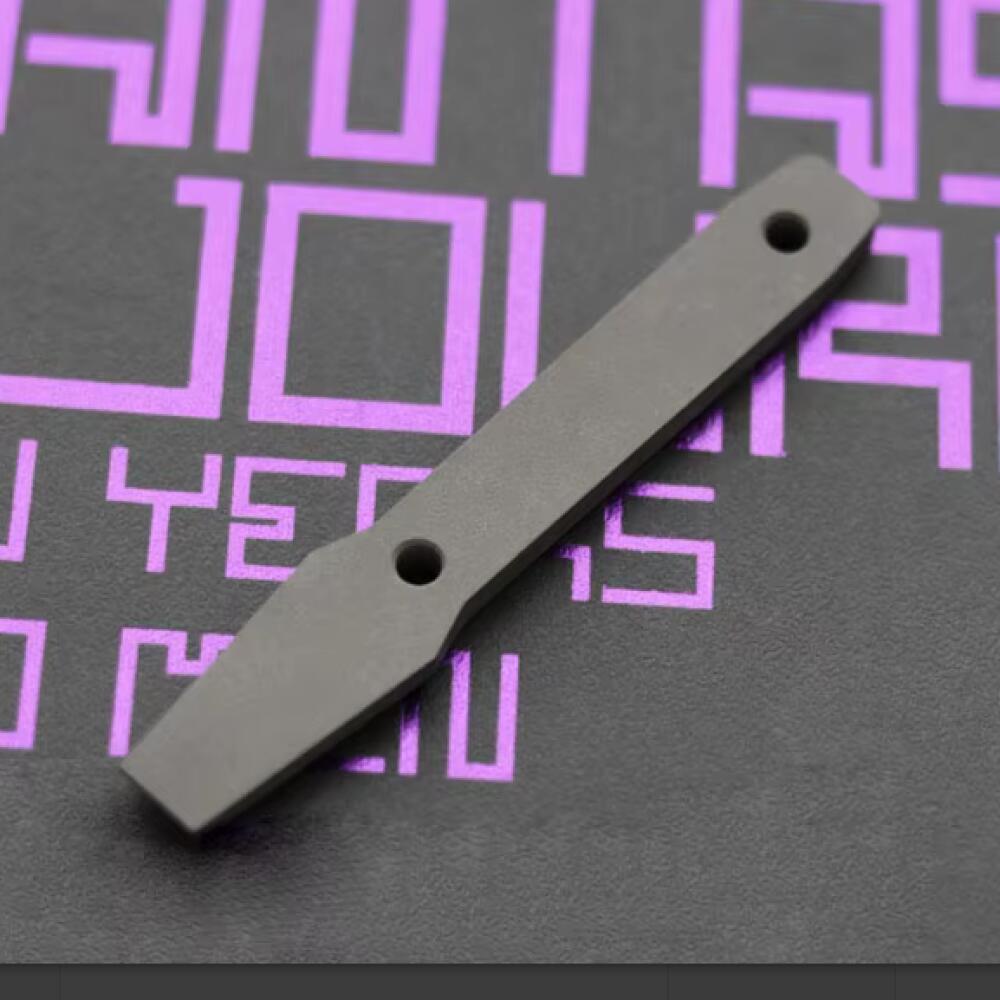 قطعة واحدة من قضبان التثبيت ال - مراجعة Edc Carry Piece وسعره